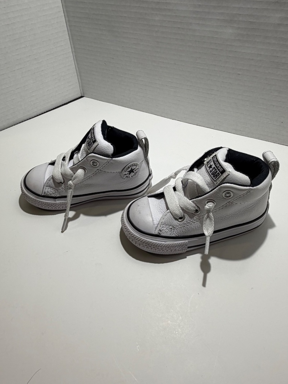 Converse All-Star High Tops Baby Shoes All White Size 5